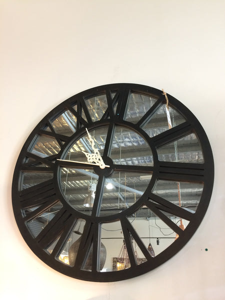 Black Round Clock Mirror